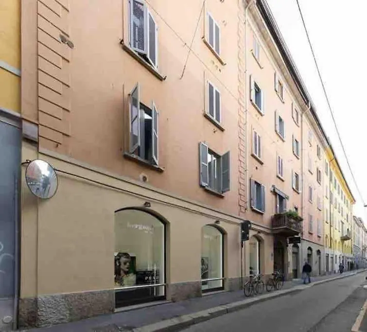 Design Studio A Porta Venezia - Le Case Di Daniela Mediolan Włochy