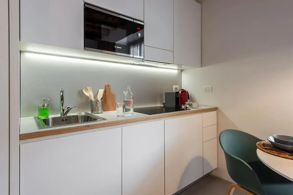 Apartament Design Studio A Porta Venezia - Le Case Di Daniela Mediolan Włochy