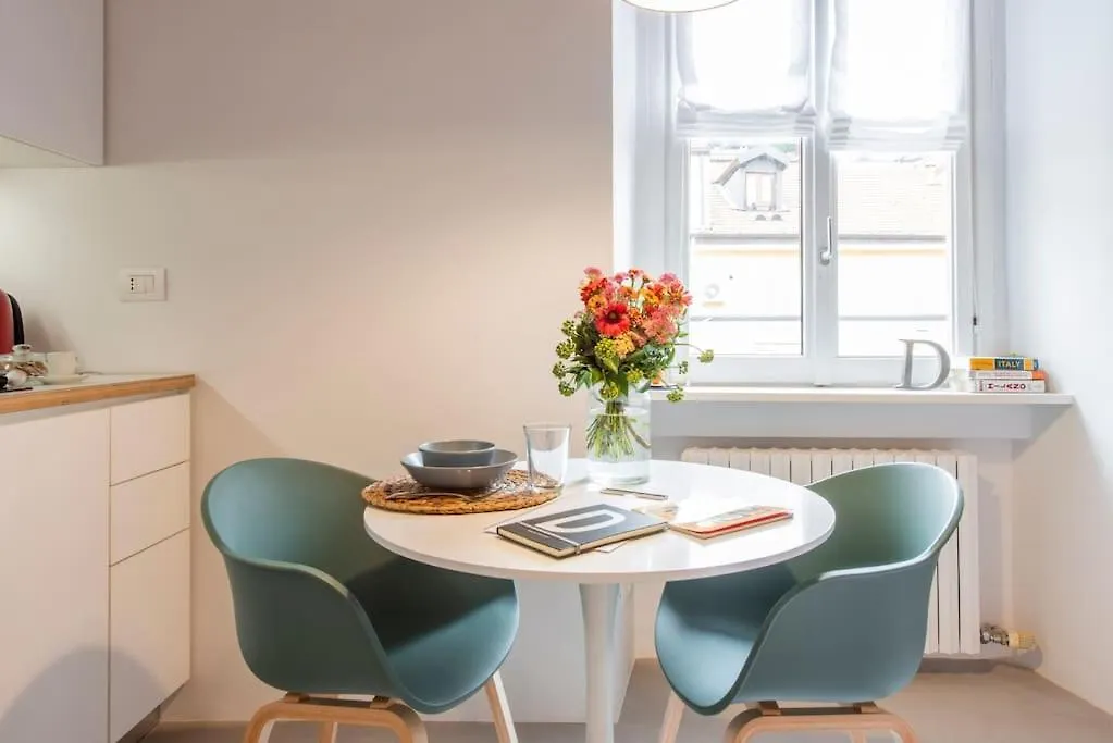 Apartament Design Studio A Porta Venezia - Le Case Di Daniela Mediolan Włochy