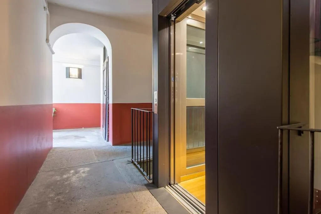 Design Studio A Porta Venezia - Le Case Di Daniela Milánó