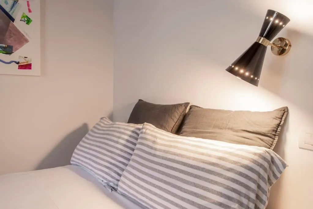 Design Studio A Porta Venezia - Le Case Di Daniela Milánó Apartman