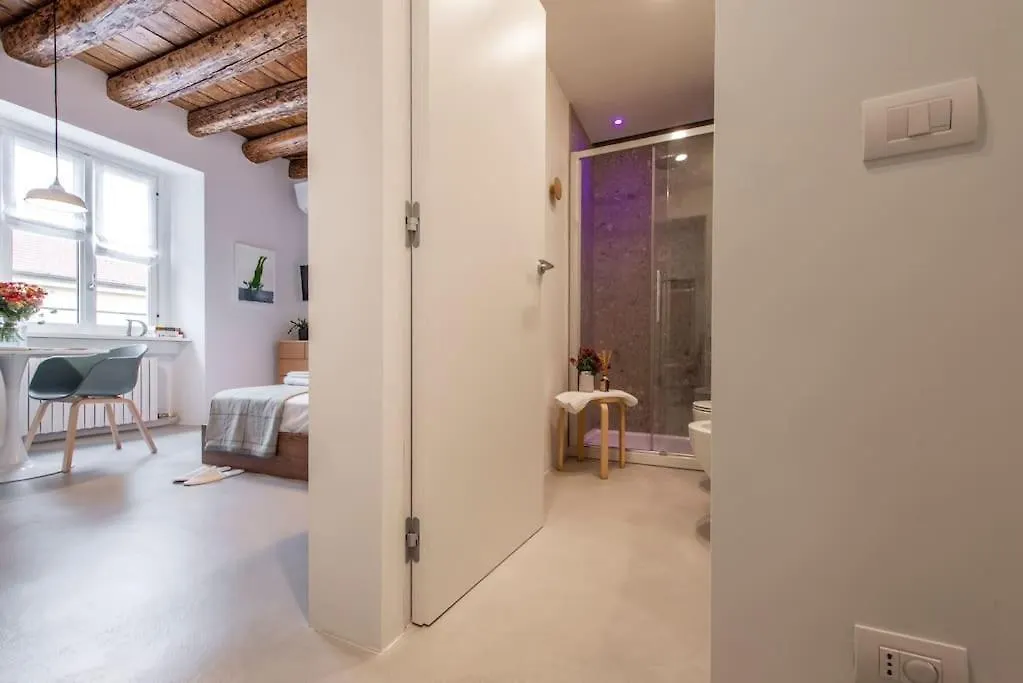 Design Studio A Porta Venezia - Le Case Di Daniela Milánó 0*,  Olaszország